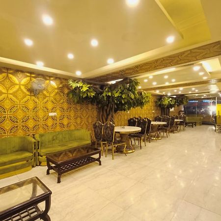 Hotel Waterfall Paschim Vihar Delhi Exterior foto